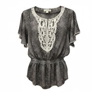 Dressbarn Black & White Boho Blouse Medium Crochet Embroidered Peasant Top